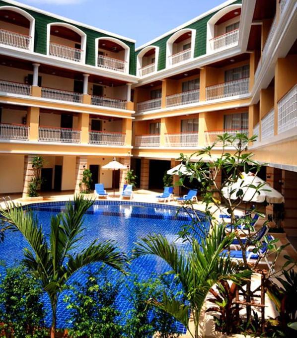 Kalim Resort Patong Екстер'єр фото