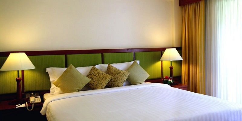 Kalim Resort Patong Екстер'єр фото