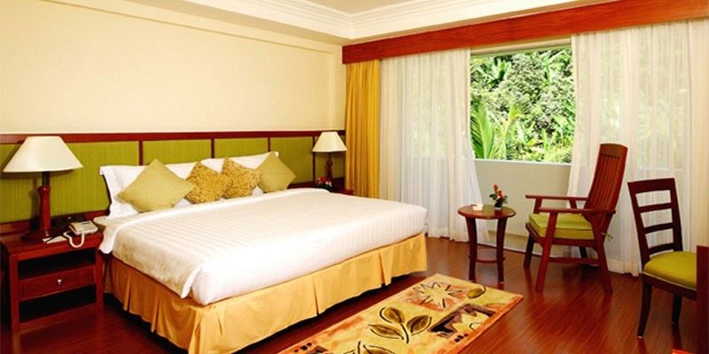 Kalim Resort Patong Екстер'єр фото