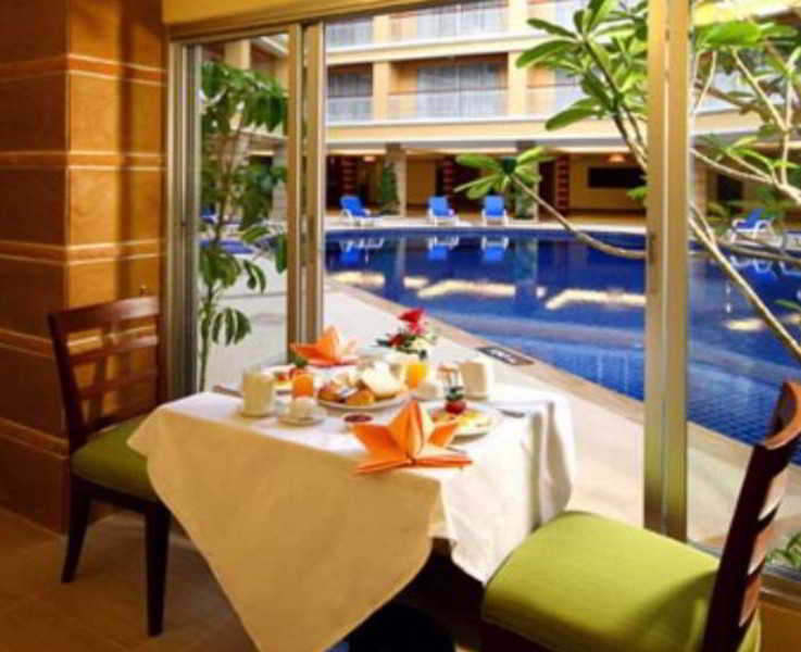 Kalim Resort Patong Екстер'єр фото